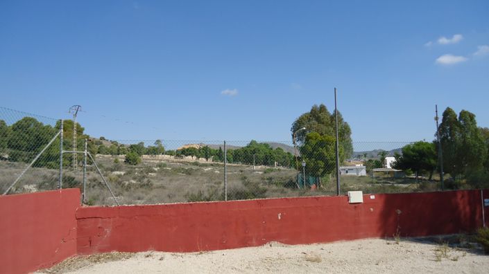 Image No.24-8 Bed Commercial for sale