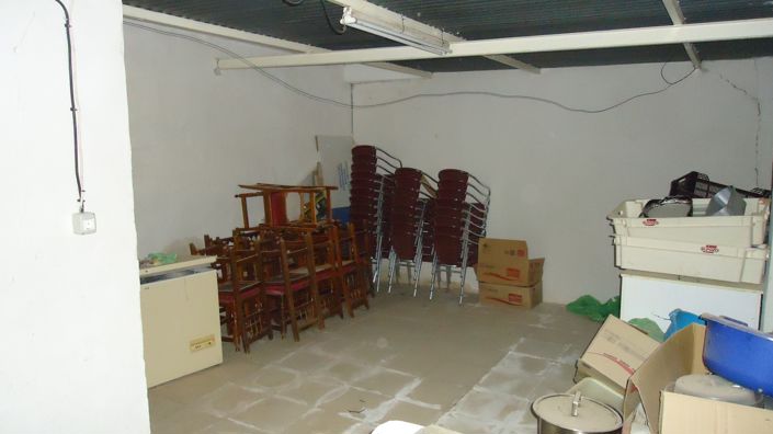 Image No.34-8 Bed Commercial for sale