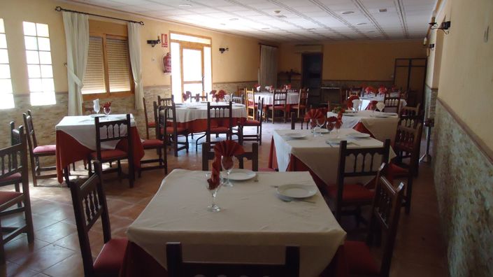 Image No.40-8 Bed Commercial for sale