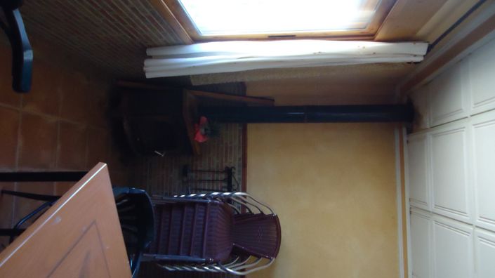 Image No.43-8 Bed Commercial for sale