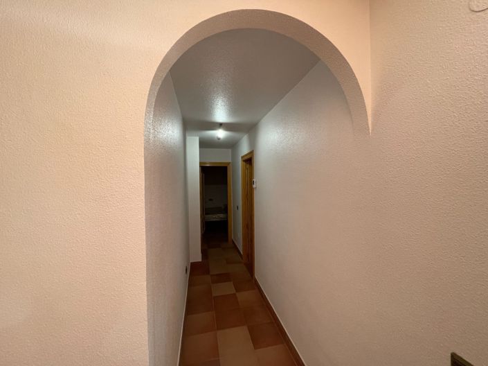 Image No.15-6 Bed Villa for sale