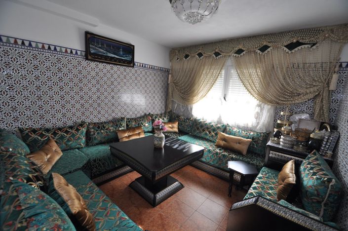 Image No.16-6 Bed Townhouse for sale