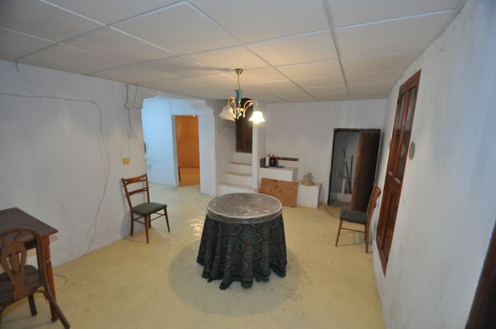 Image No.15-2 Bed Country House for sale