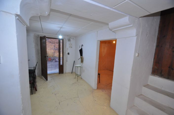 Image No.22-2 Bed Country House for sale