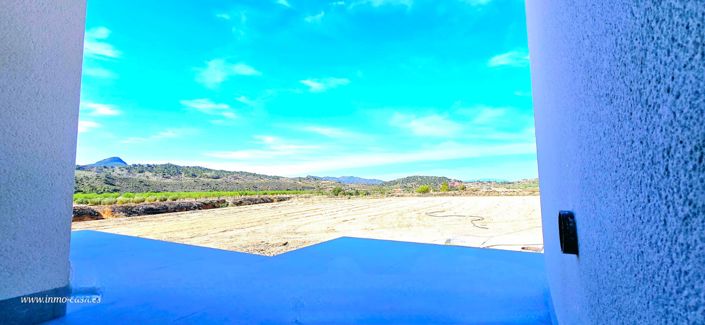 Image No.15-3 Bed Villa for sale