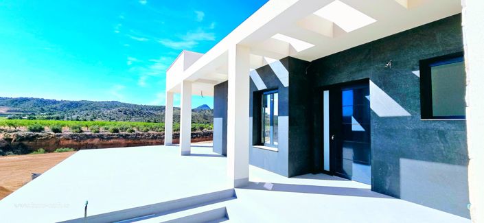 Image No.21-3 Bed Villa for sale