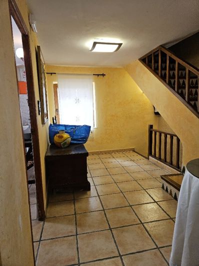 Image No.17-3 Bed Townhouse for sale