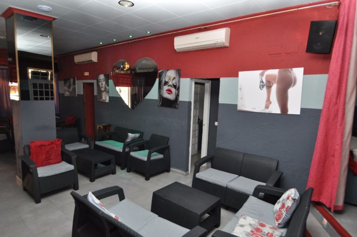 Image No.2-3 Bed Commercial for sale