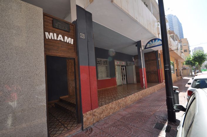 Image No.24-3 Bed Commercial for sale
