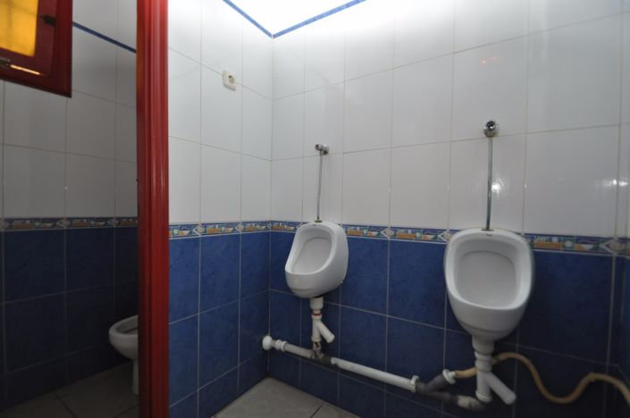 Image No.35-3 Bed Commercial for sale