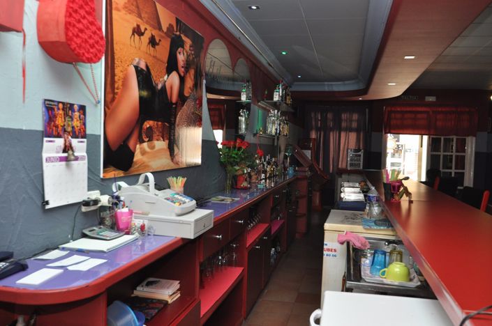 Image No.7-3 Bed Commercial for sale