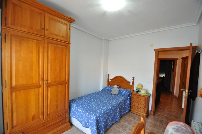 Image No.21-3 Bed Townhouse for sale