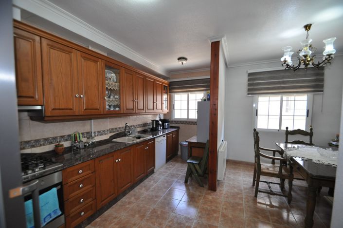 Image No.7-3 Bed Townhouse for sale