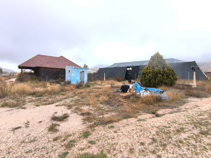 Image No.13-3 Bed Commercial for sale