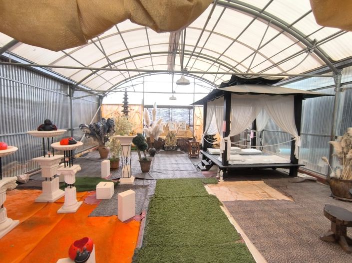 Image No.19-3 Bed Commercial for sale