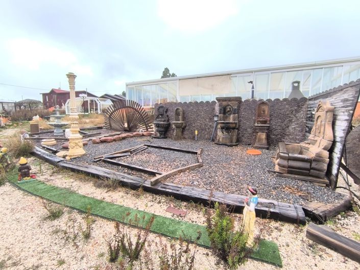 Image No.23-3 Bed Commercial for sale