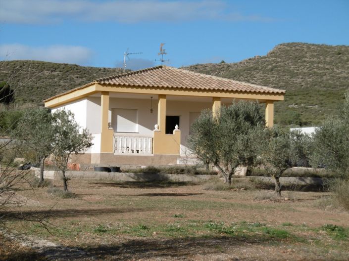 Image No.1-Maison de campagne de 2 chambres à vendre à Yecla