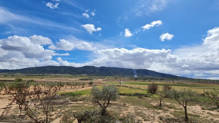 Image No.15-2 Bed Country House for sale