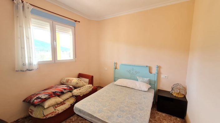 Image No.7-2 Bed Country House for sale