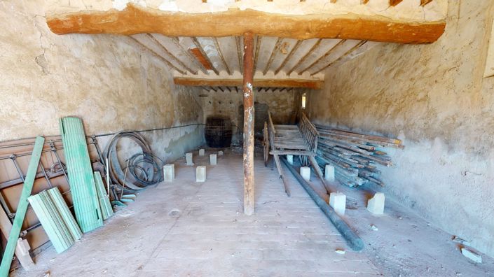 Image No.24-2 Bed Country House for sale