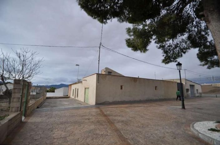 Image No.4-2 Bed Country House for sale
