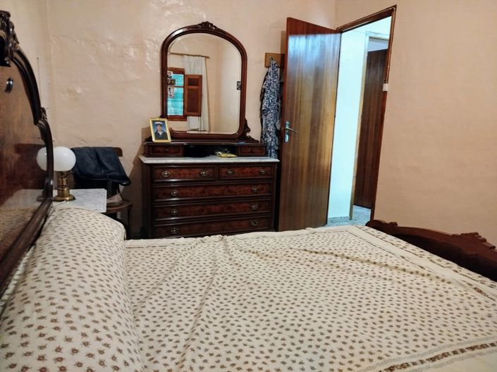 Image No.11-3 Bed Country House for sale