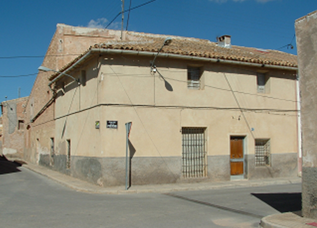 Image No.1-Maison de ville de 4 chambres à vendre à Pinoso