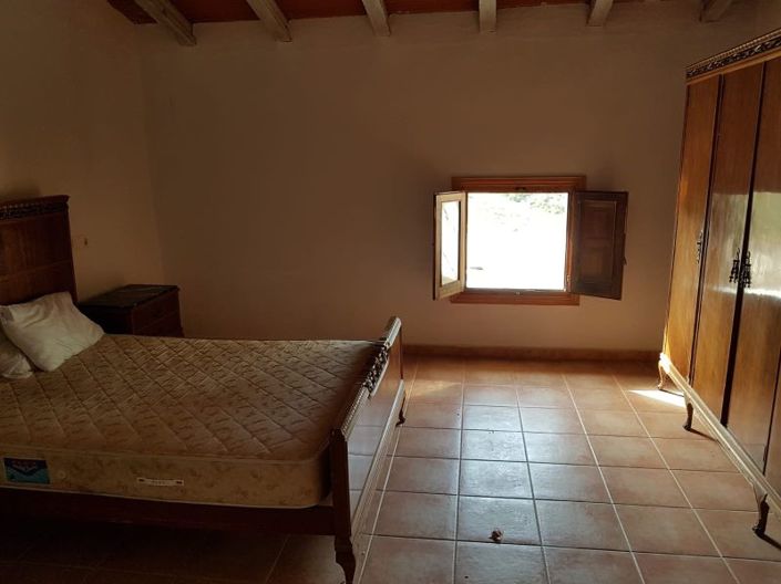 Image No.11-8 Bed Country House for sale