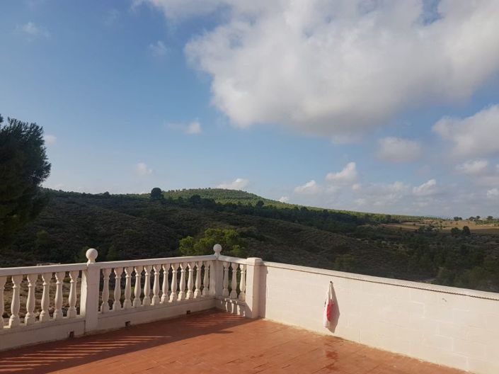 Image No.16-8 Bed Country House for sale