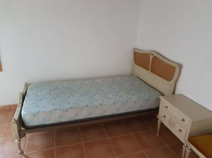 Image No.8-8 Bed Country House for sale