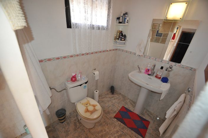 Image No.12-4 Bed Country House for sale