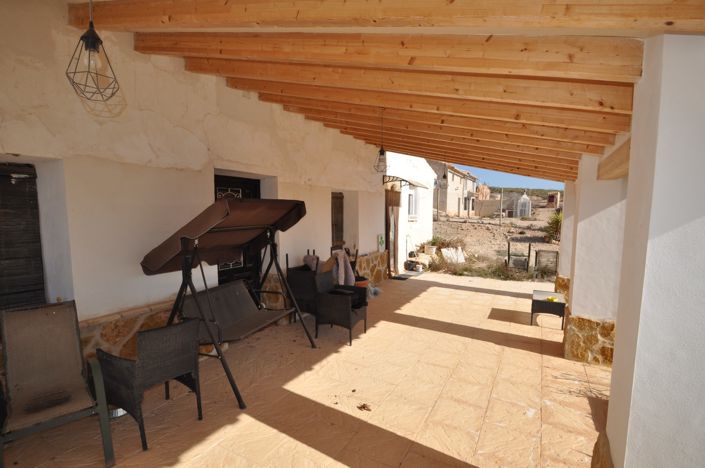 Image No.14-4 Bed Country House for sale