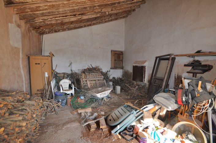 Image No.15-4 Bed Country House for sale