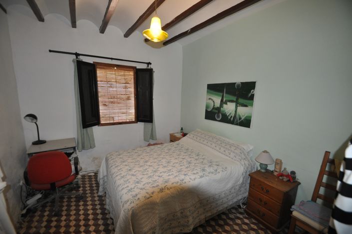 Image No.19-4 Bed Country House for sale