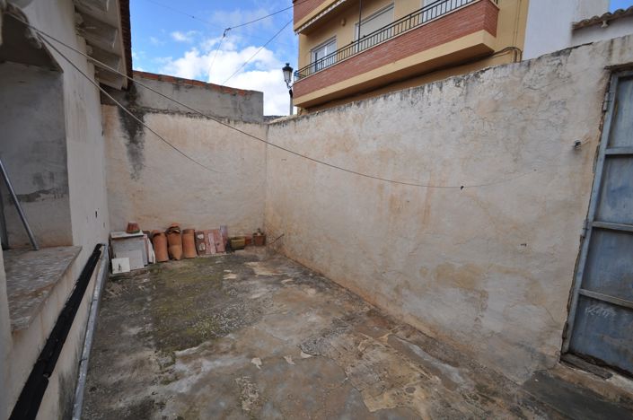 Image No.9-4 Bed Townhouse for sale