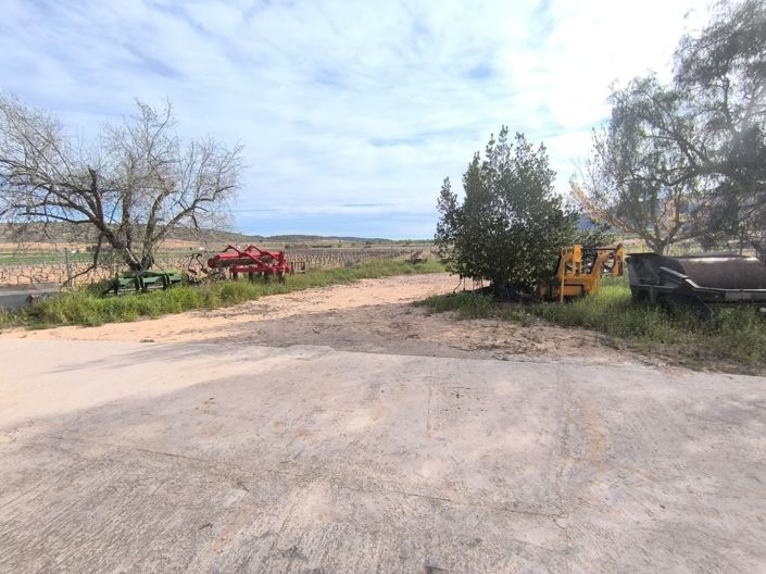 Image No.21-7 Bed Country House for sale