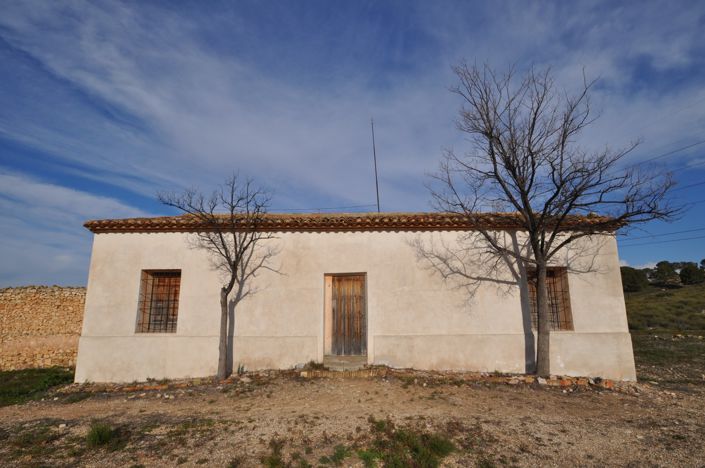 Image No.21-6 Bed Country House for sale