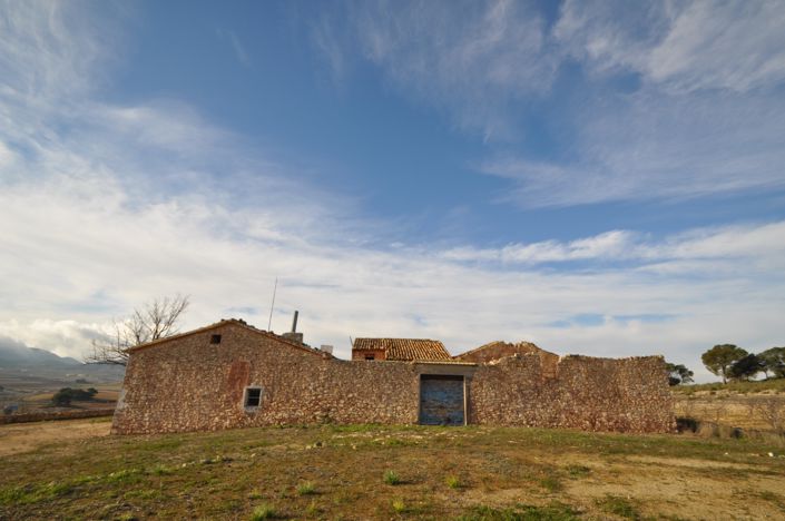 Image No.26-6 Bed Country House for sale