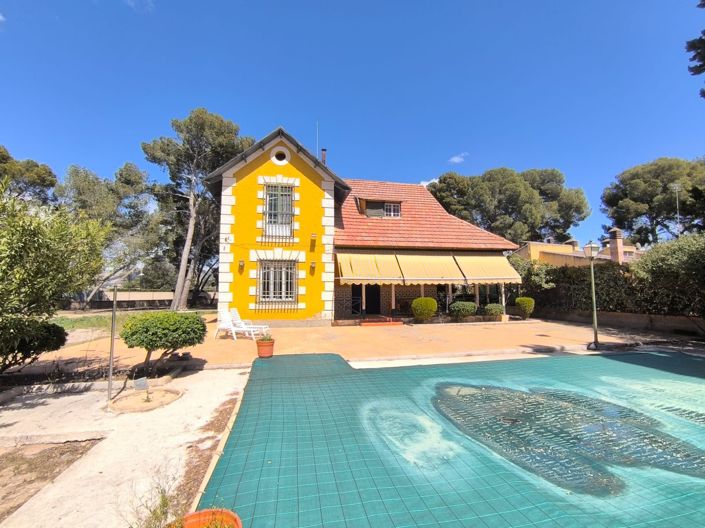 Image No.1-Villa de 7 chambres à vendre à Yecla