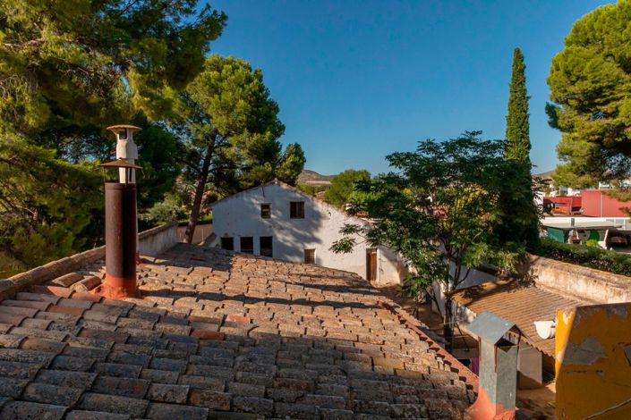 Image No.20-7 Bed Villa for sale