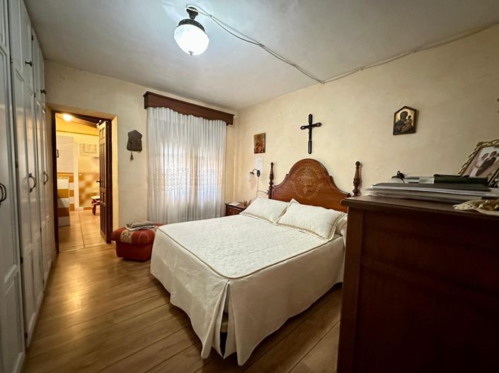 Image No.10-Villa de 8 chambres à vendre à Yecla