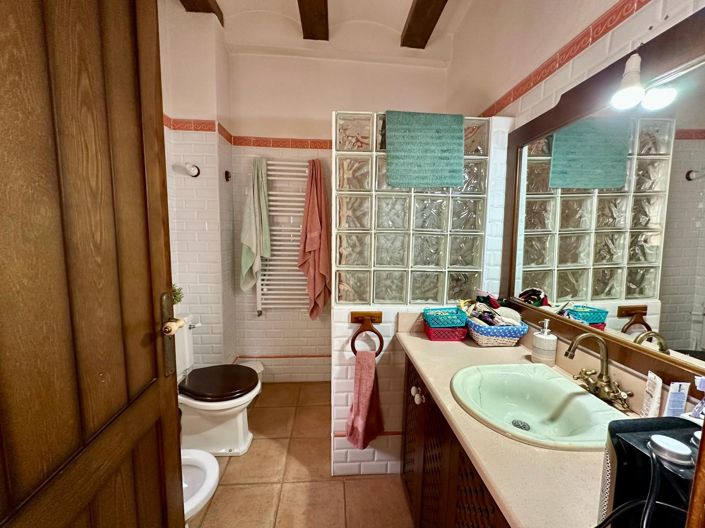 Image No.26-Villa de 8 chambres à vendre à Yecla