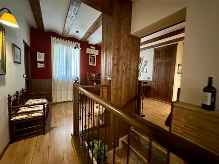 Image No.30-Villa de 8 chambres à vendre à Yecla