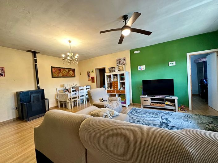 Image No.33-Villa de 8 chambres à vendre à Yecla