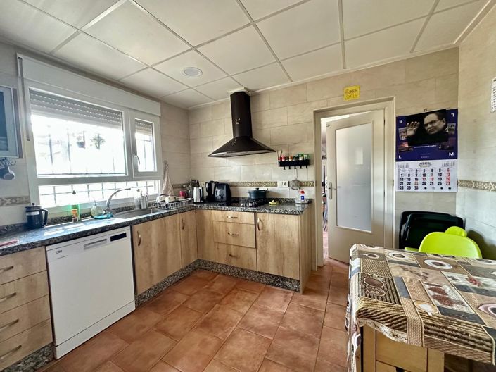 Image No.35-Villa de 8 chambres à vendre à Yecla