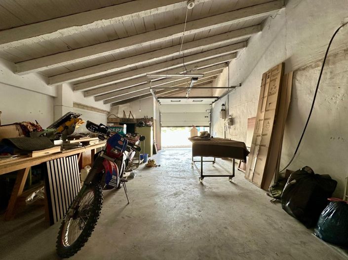 Image No.47-Villa de 8 chambres à vendre à Yecla