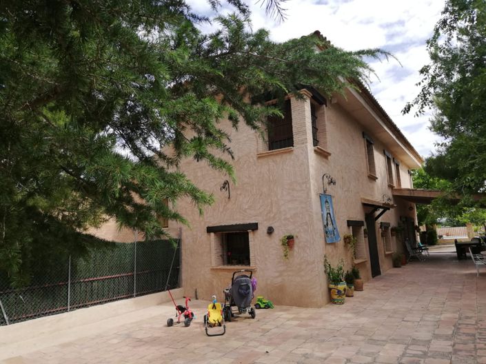 Image No.50-8 Bed Villa for sale