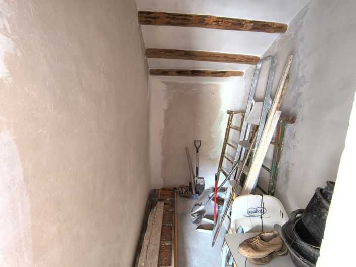 Image No.5-2 Bed Country House for sale