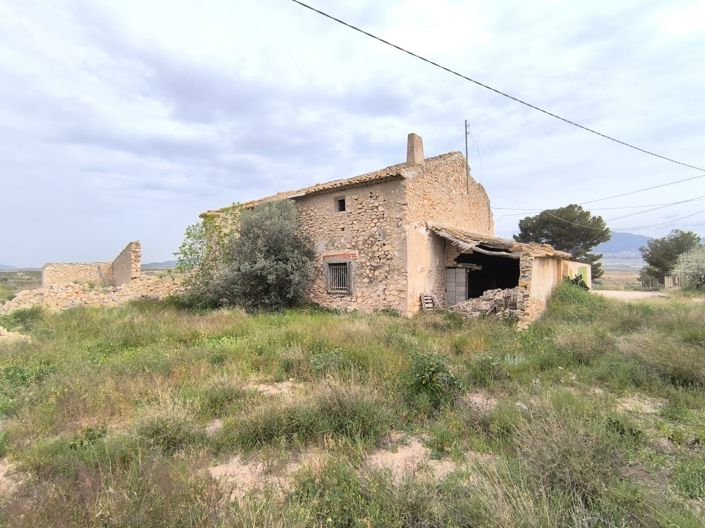 Image No.4-8 Bed Property for sale