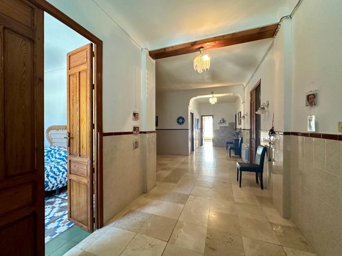 Image No.19-5 Bed Villa for sale